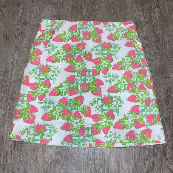 Lilly Pulitzer Dresses & Skirts - Lilly Pulitzer | Strawberry Skirt
